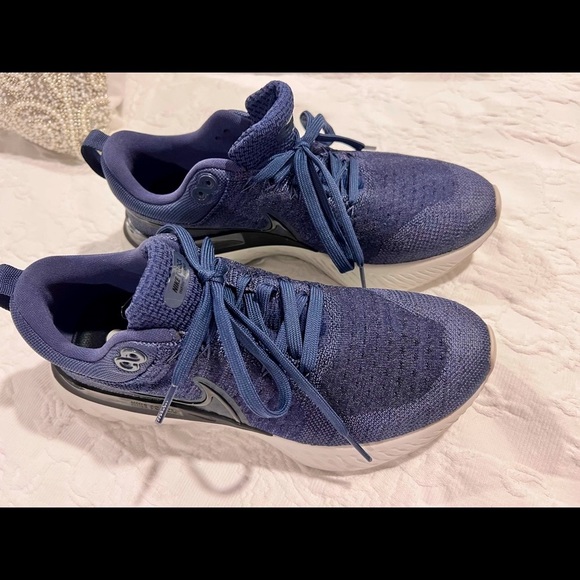 React Infinity Run Flyknit 2 Running Shoes NWT unisex - Picture 11 of 13